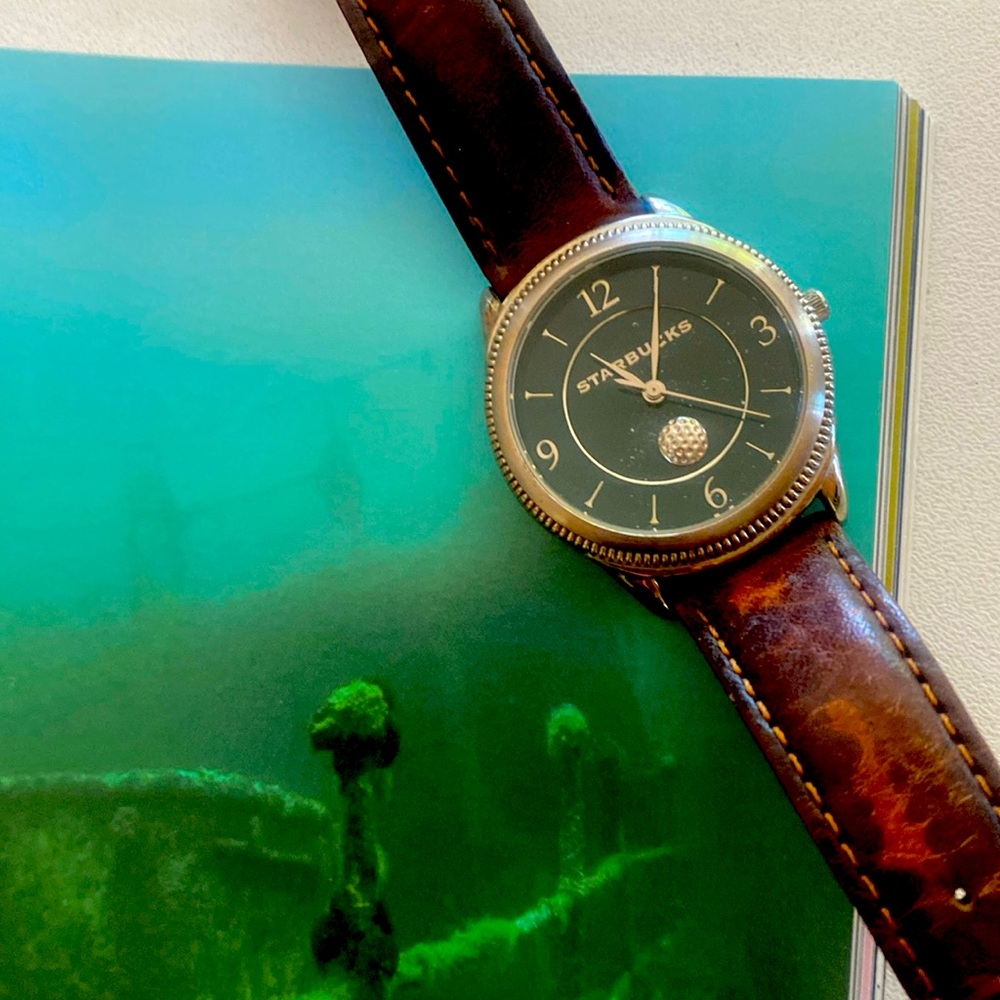 Starbucks watch. Green dial. Vintage.